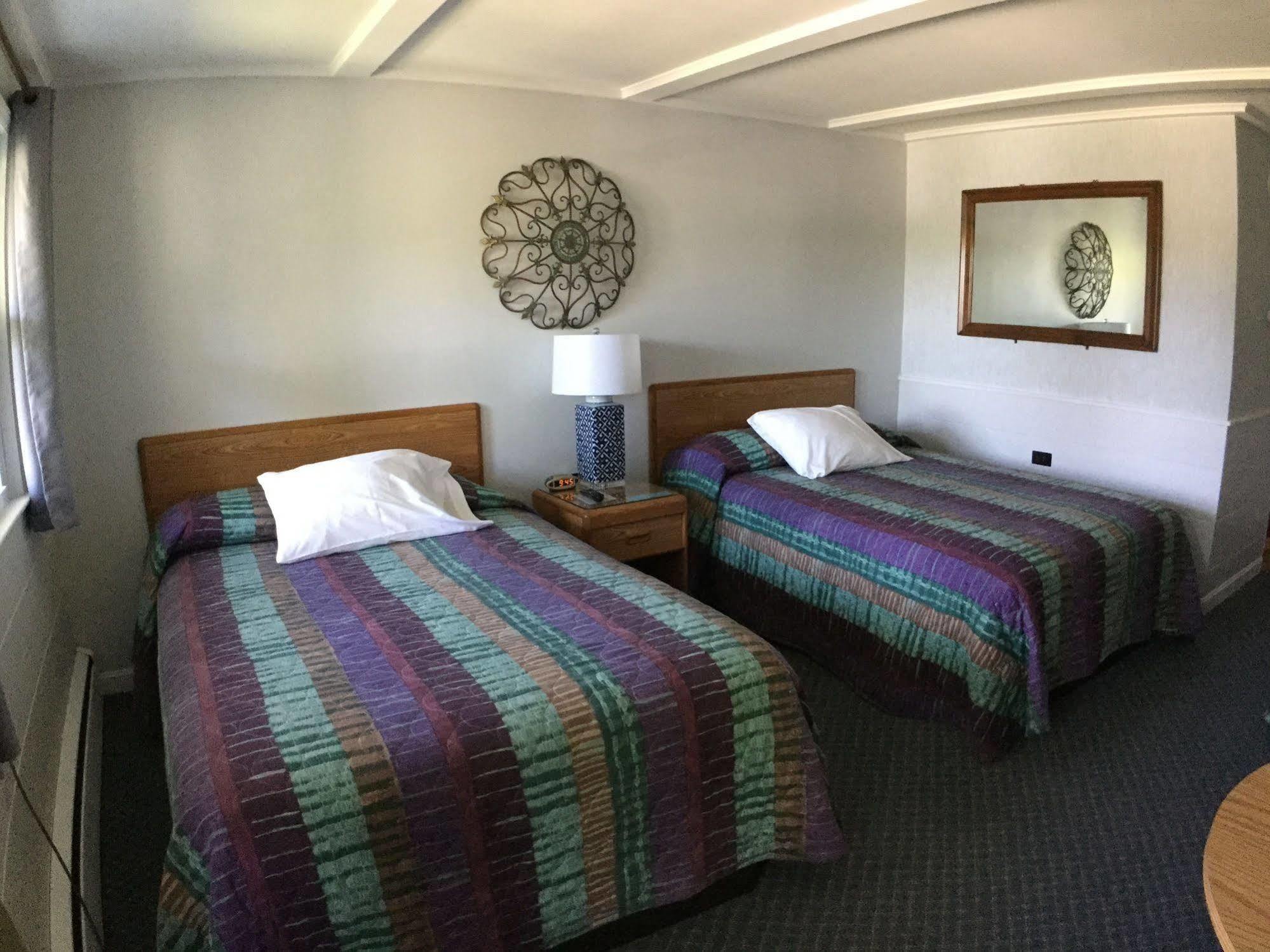Bay Top Motel Weirs Beach Ngoại thất bức ảnh