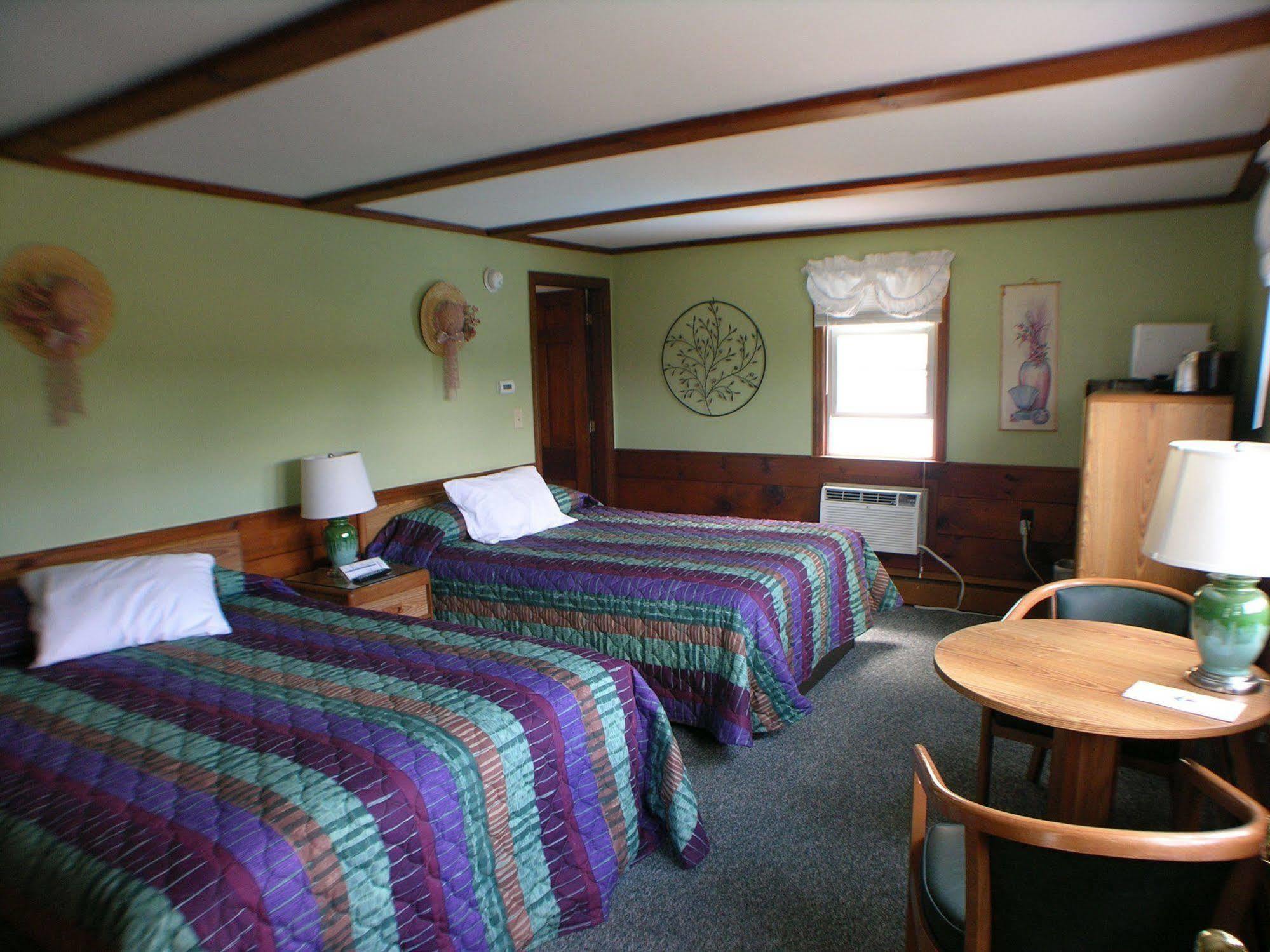 Bay Top Motel Weirs Beach Ngoại thất bức ảnh