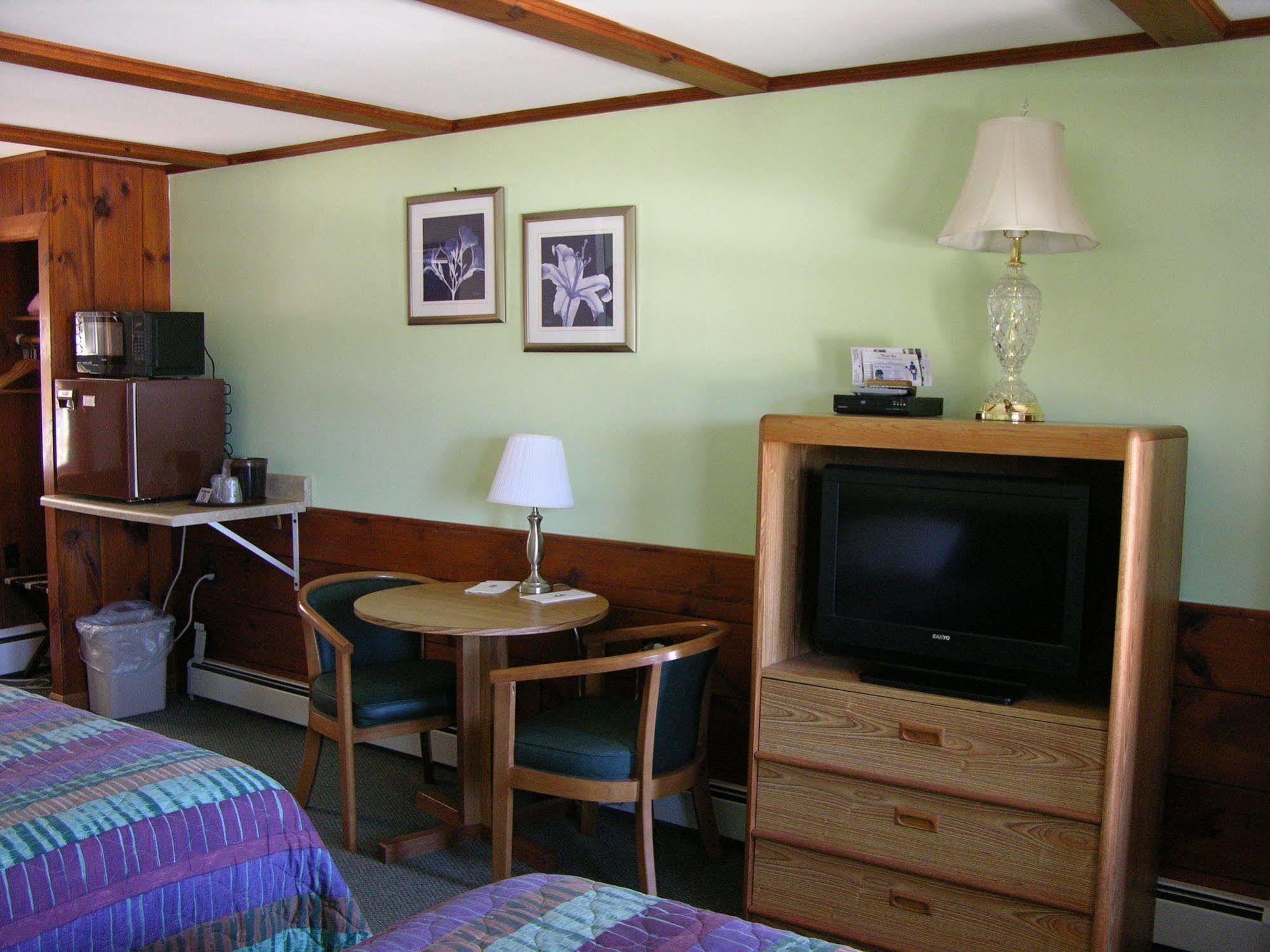 Bay Top Motel Weirs Beach Ngoại thất bức ảnh