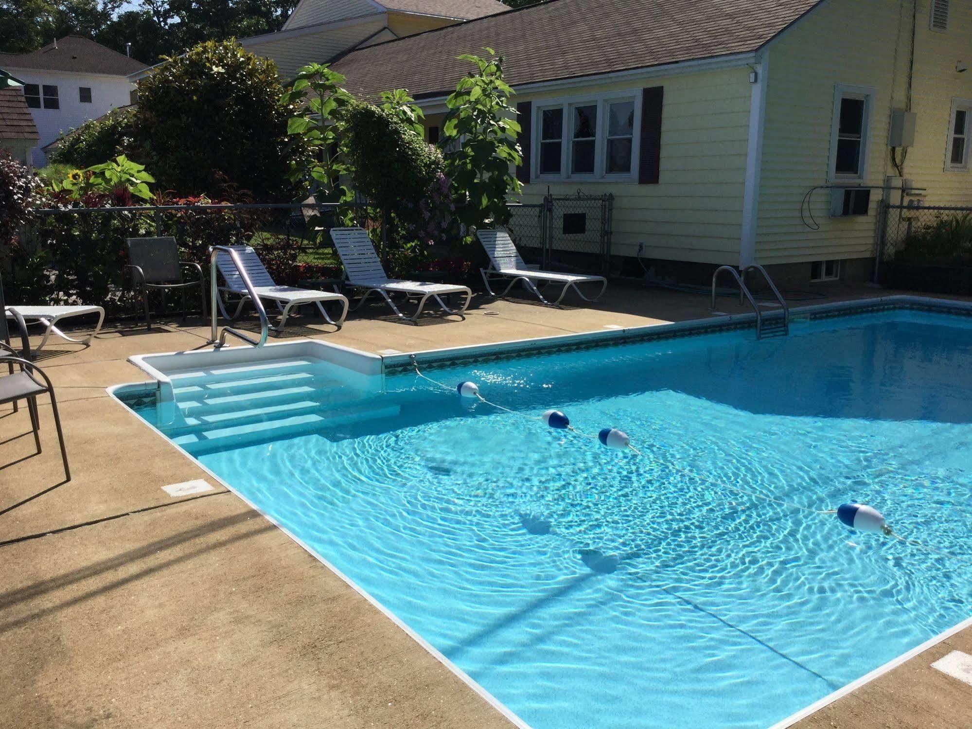 Bay Top Motel Weirs Beach Ngoại thất bức ảnh